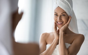 Pele bem hidratada é sinal de saúde e hidratação.