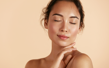 Descubra como um procedimento injetável pode minimizar os poros dilatados