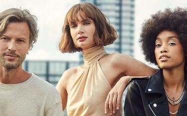 Mulheres que utilizam a Linha Restylane®.